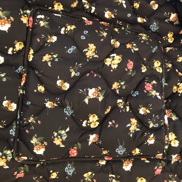 AUTHENTIC Elegant KHRISJOY Quilted Puffed Jacket: Size L - Picture 9 of 16